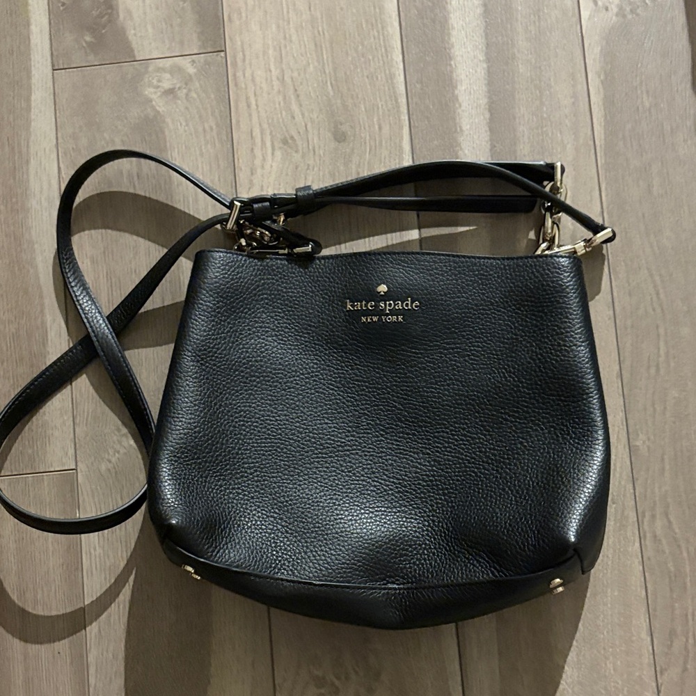 Kate Spade Black Pebbled Leather crossbody/Shoulder Bag